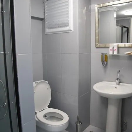 New Harbiye Hotel 2*