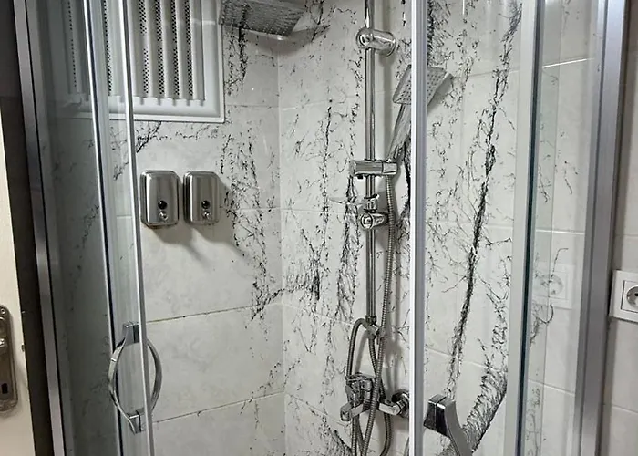 Hotel New Harbiye 2*